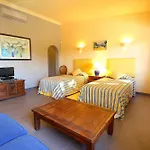 Casa Bruella - Walk To Pool Wifi And Bbq 카르보에이루