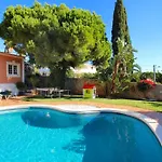 Casa Bruella - Walk To Pool Wifi And Bbq