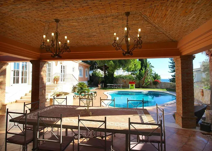Villa Casa Bruella - Walk To Pool Wifi And Bbq Carvoeiro (Lagoa)