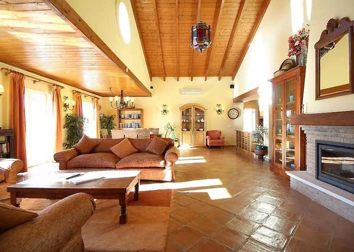 Villa Casa Bruella - Walk To Pool Wifi And Bbq *
