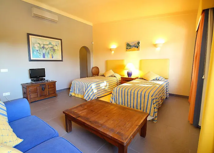 Casa Bruella - Walk To Pool Wifi And Bbq Carvoeiro (Lagoa)