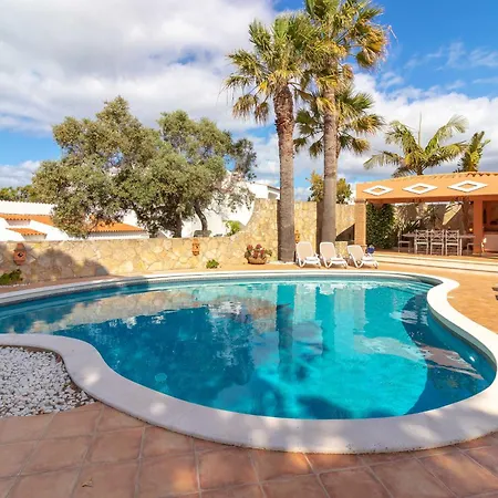 Casa Bruella - Walk To Pool Wifi And Bbq Villa
